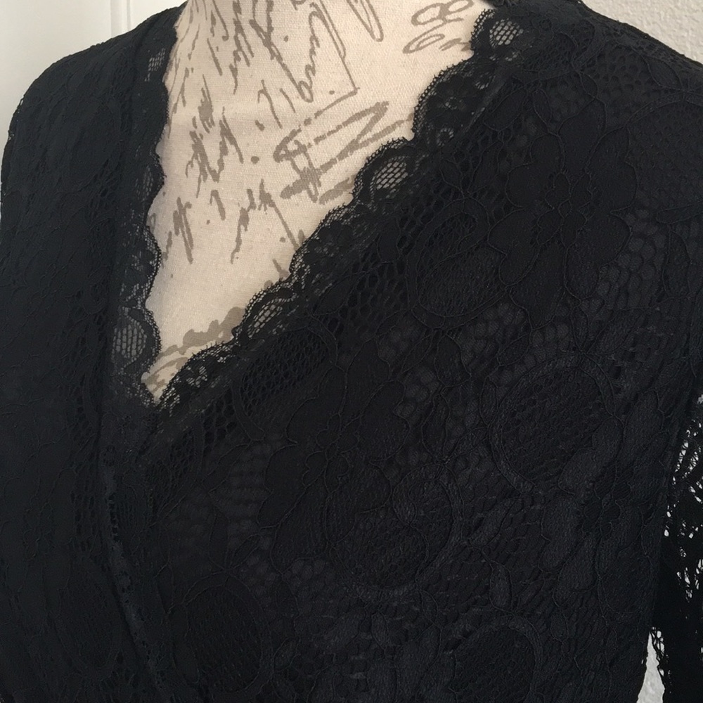 Plus Size Lace V neck cocktail dress Black - Picture 5 of 9